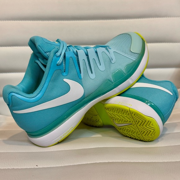 Nike Zoom Vapor 9.5 Tour 631475-400 Women’s 7.5 Polarized Blue/White 631475 400